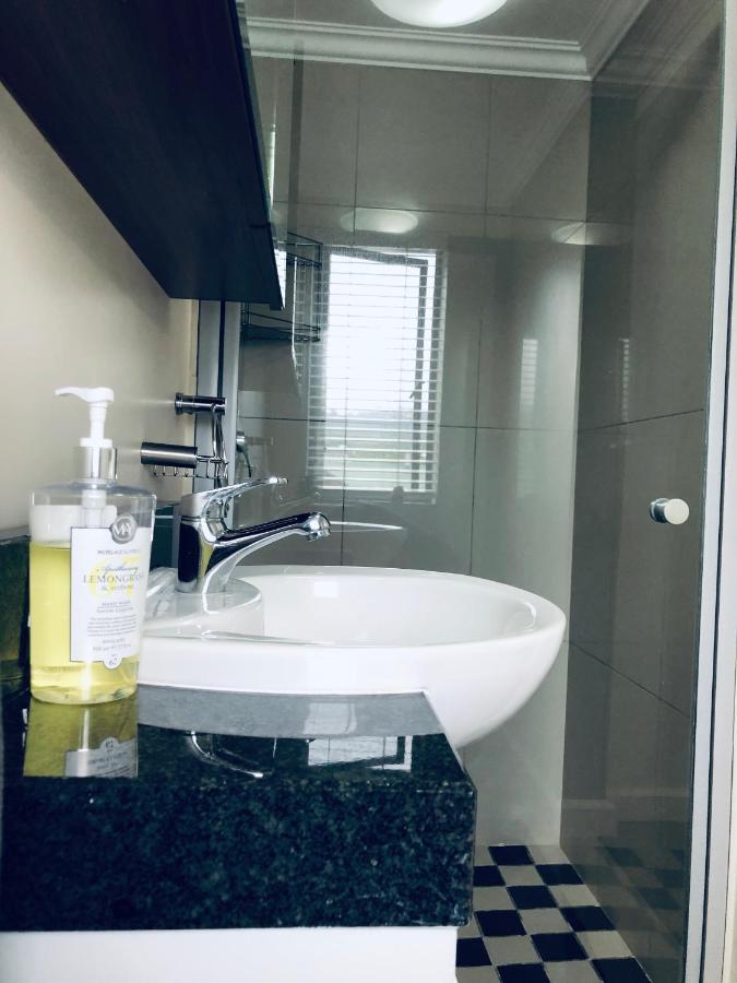 كنيسنا 19 Lagoon Terrace المظهر الخارجي الصورة